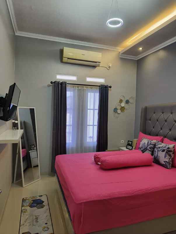 dijual rumah parakan asri