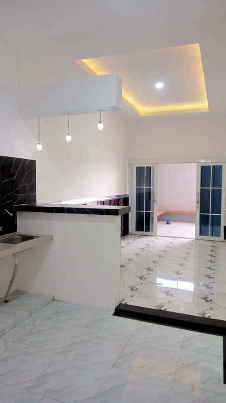 dijual rumah pelabuhan ketapang sukun