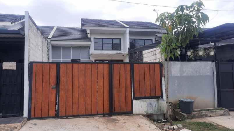 dijual rumah perumahan bilabong jalan
