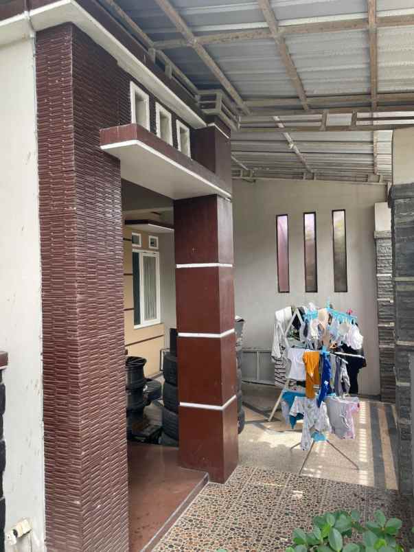 dijual rumah perumahan blimbing kota malang