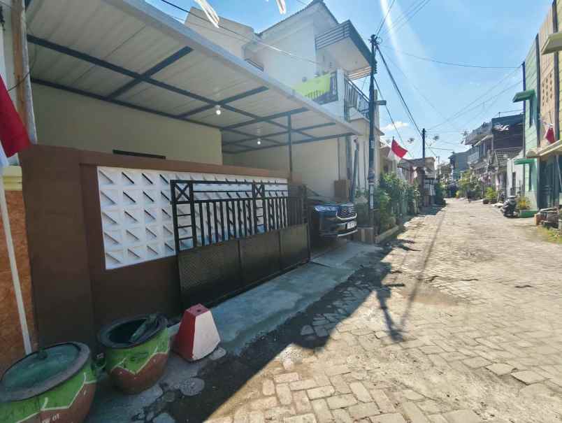 dijual rumah perumahan citra graha