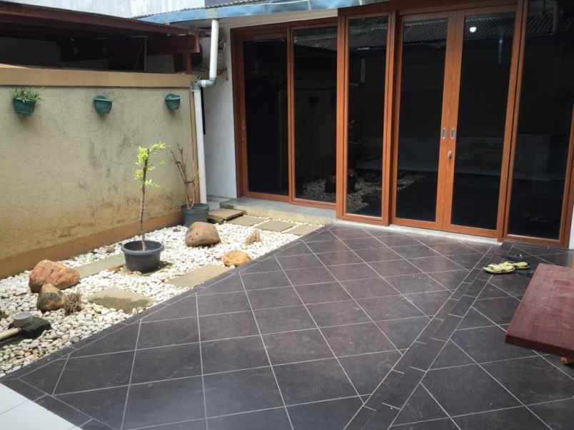dijual rumah perumahan grand prima