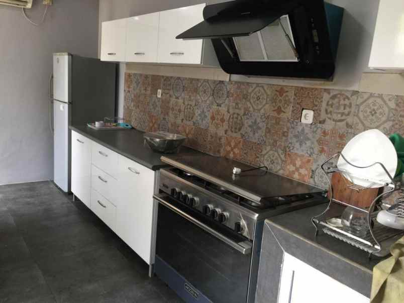 dijual rumah perumahan grand prima