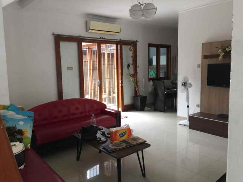 dijual rumah perumahan grand prima