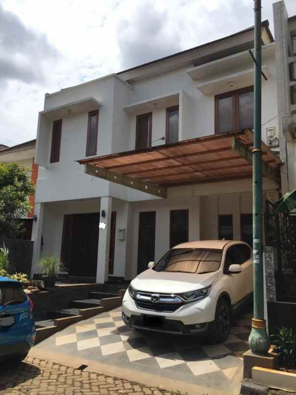 dijual rumah perumahan grand prima