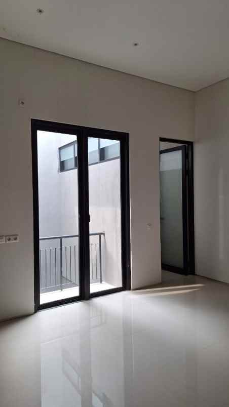 dijual rumah perumahan pantai mentari