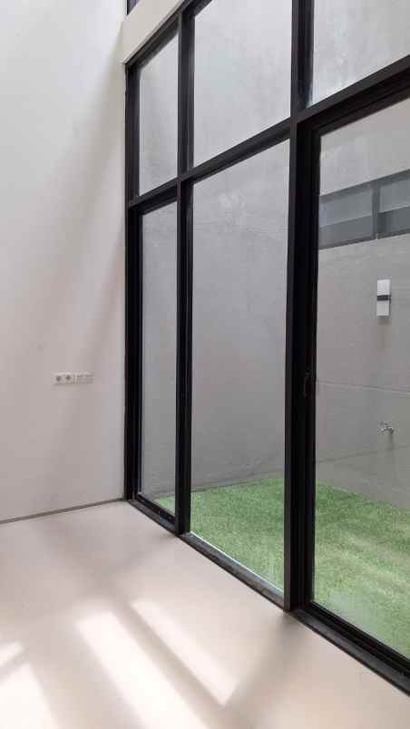 dijual rumah perumahan pantai mentari