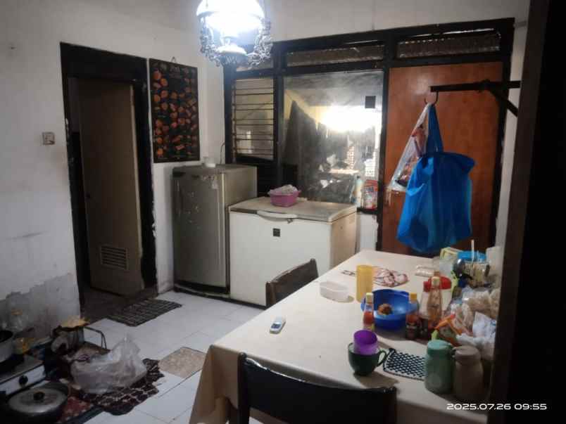 dijual rumah perumahan pucang anom sidoarjo