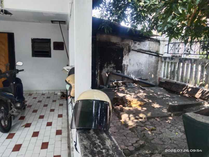dijual rumah perumahan pucang anom sidoarjo