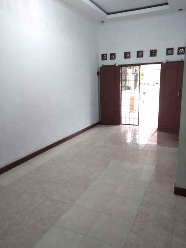 dijual rumah perumahan pulogebang