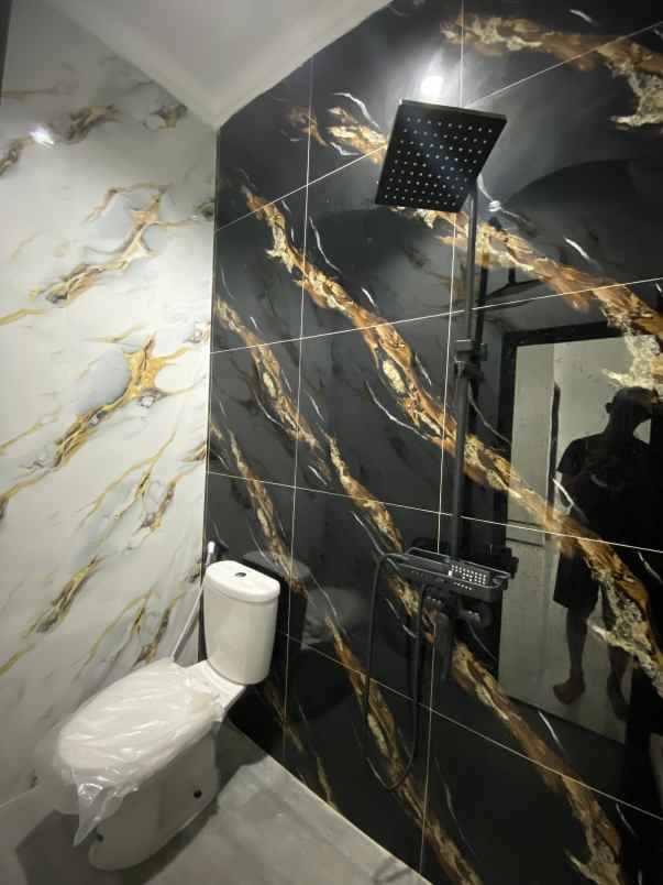 dijual rumah perumahan taman pesona