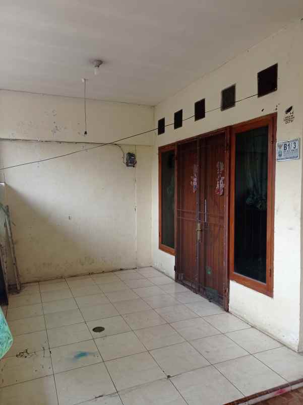 dijual rumah perumahan tytian indah