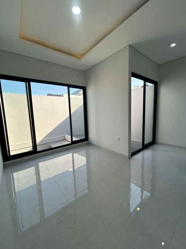 dijual rumah perumahan wisma mukti