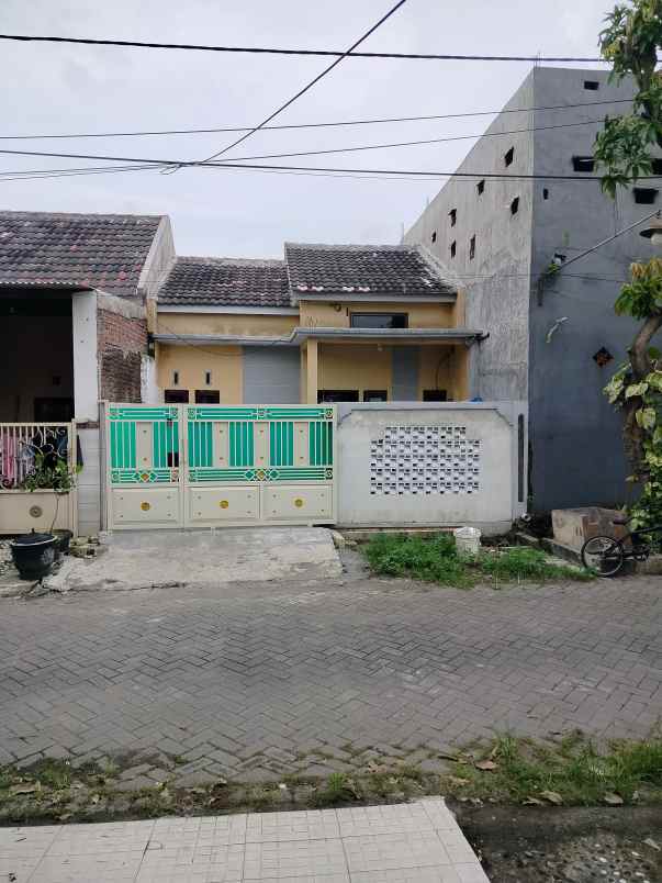 dijual rumah perumtas 3