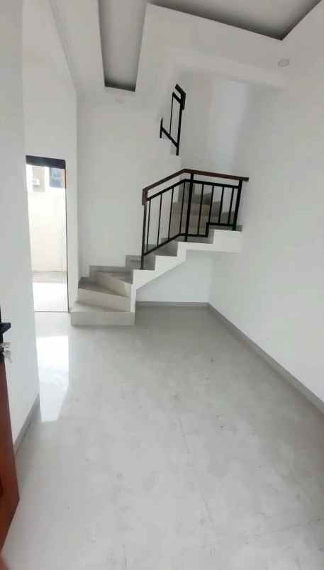 dijual rumah pocis serpong