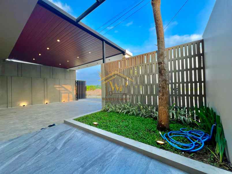 dijual rumah purwomartani kalasan