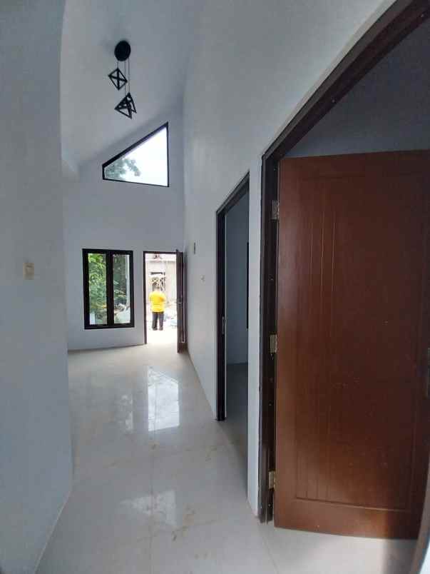 dijual rumah ragajaya citayam