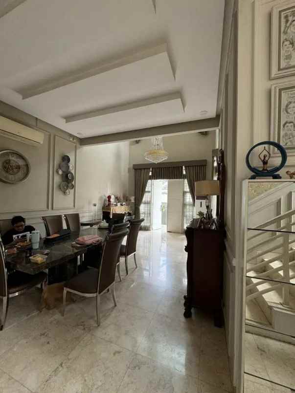 dijual rumah rumah pulomas jakarta timur