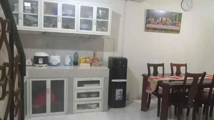 dijual rumah rumah semolowaru elok