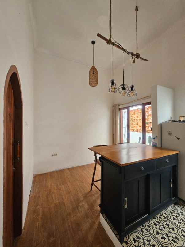 dijual rumah sampangan