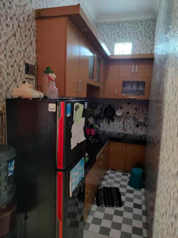 dijual rumah sawojajar