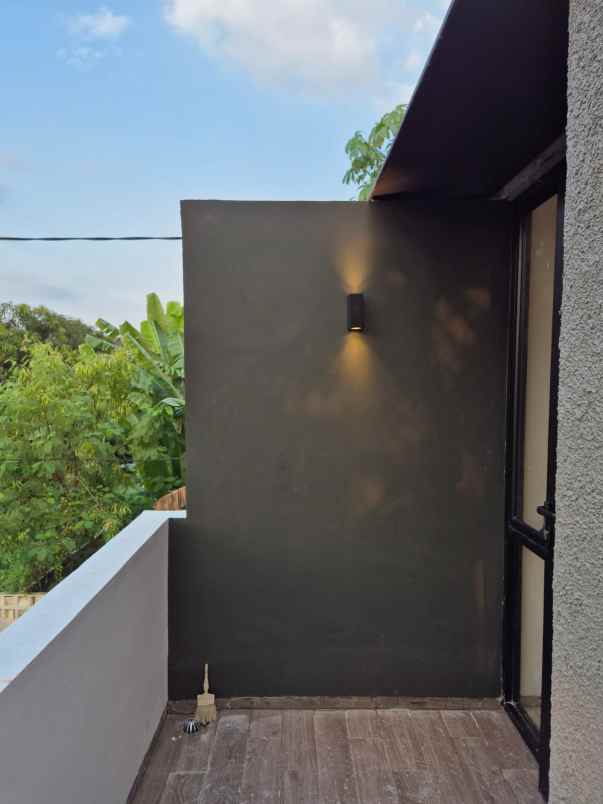 dijual rumah sektor 9 bintaro tangerang selatan