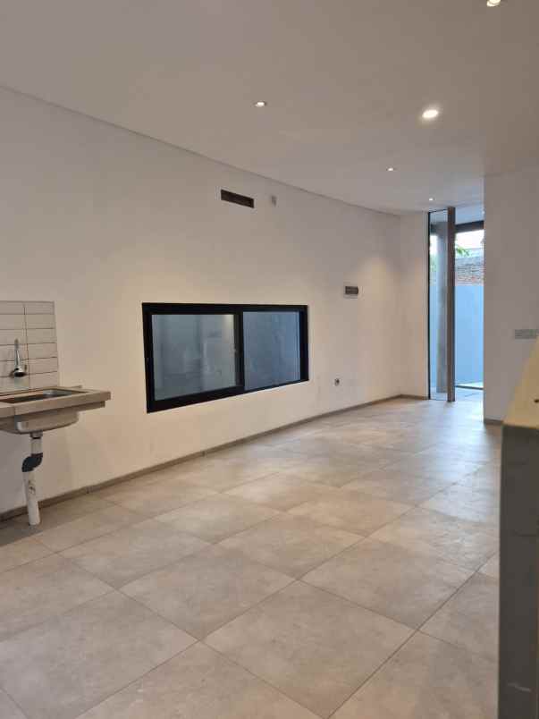 dijual rumah sektor 9 bintaro tangerang selatan