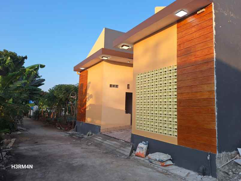 dijual rumah semarang