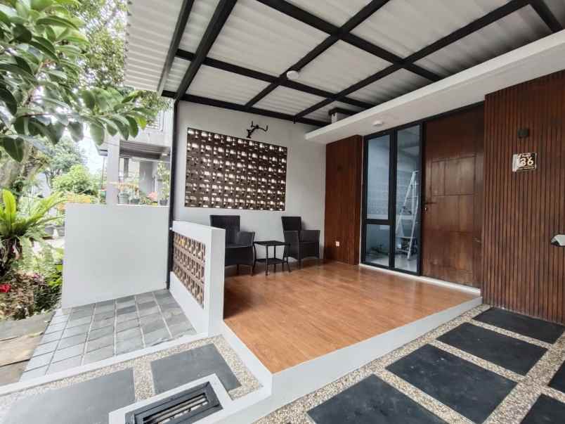 dijual rumah sentul city