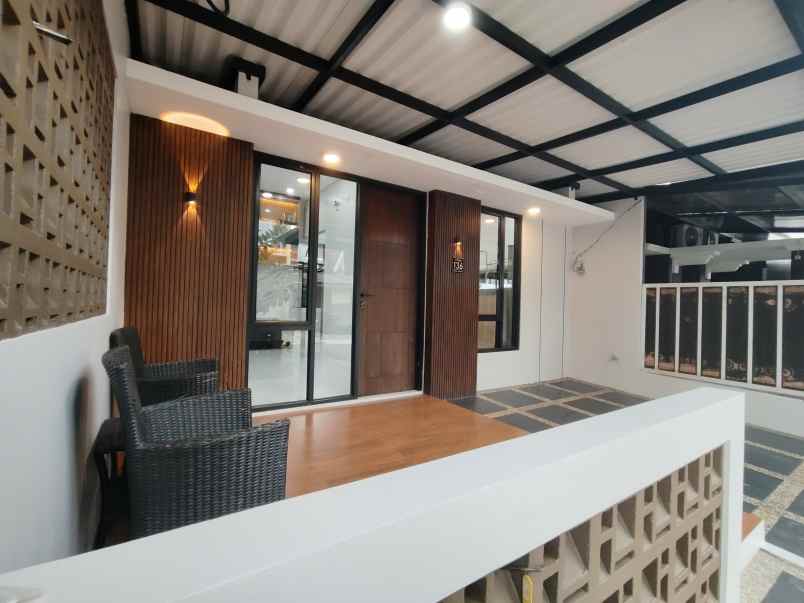 dijual rumah sentul city