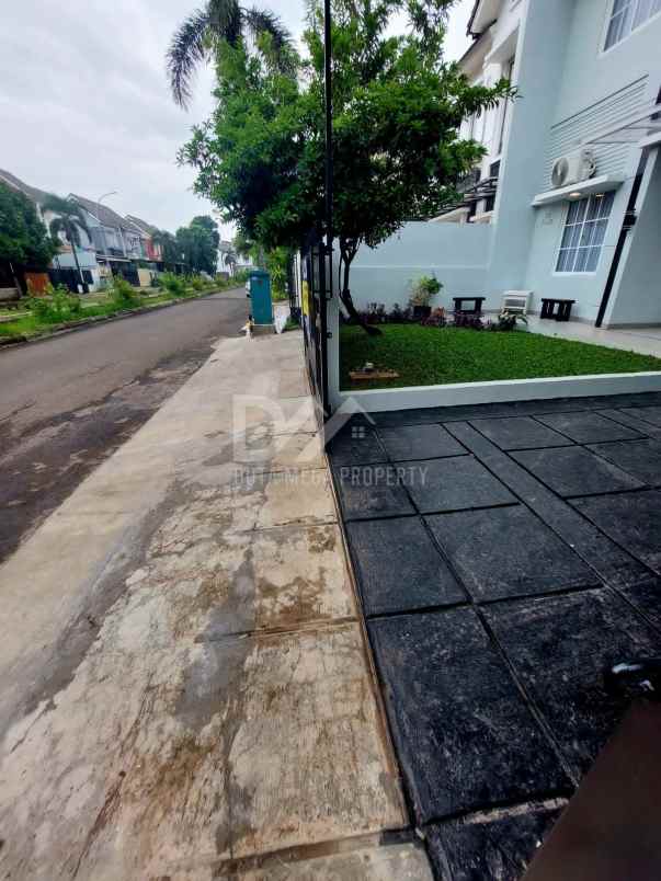 dijual rumah serpong park jelupang