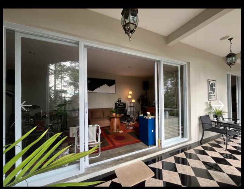 dijual rumah setiabudi