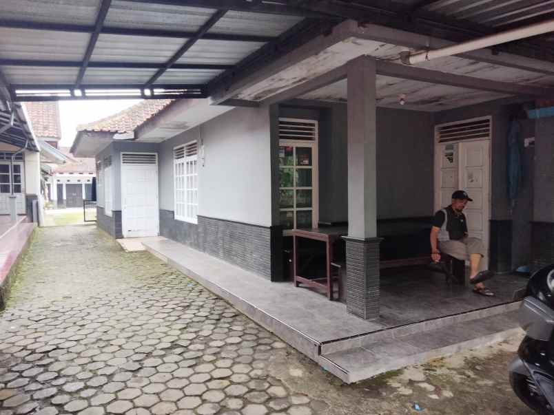 dijual rumah siap tempati pinggir jl