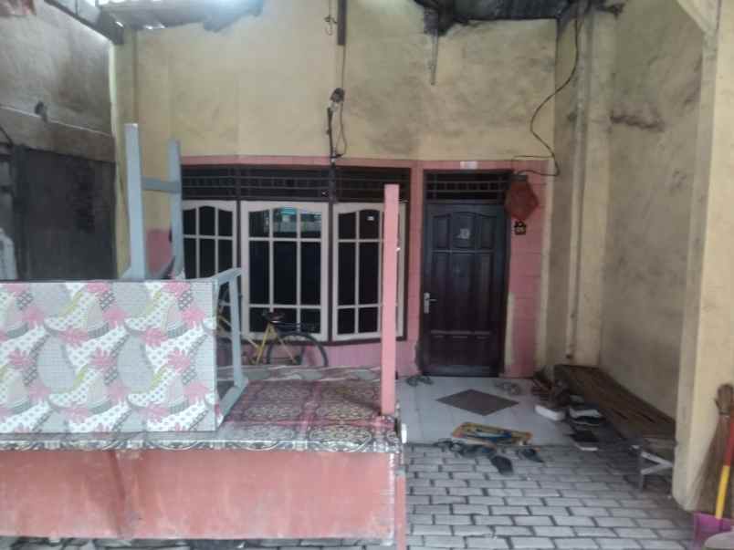 dijual rumah strategis di ds banjarsari cerme gresik