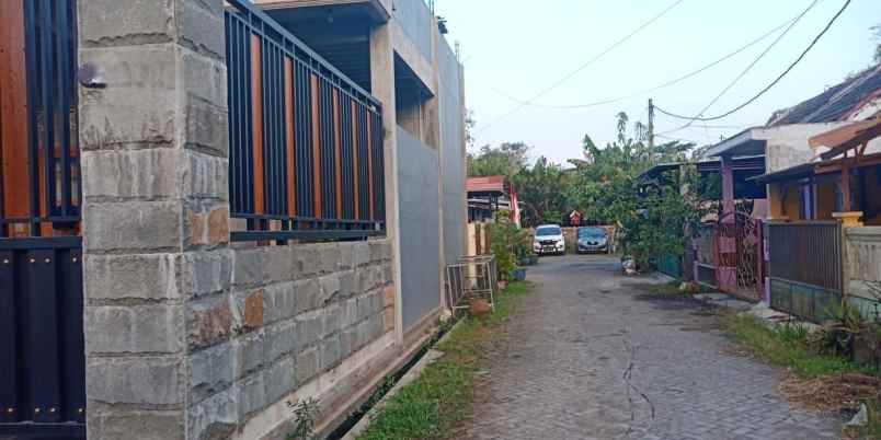dijual rumah sukun