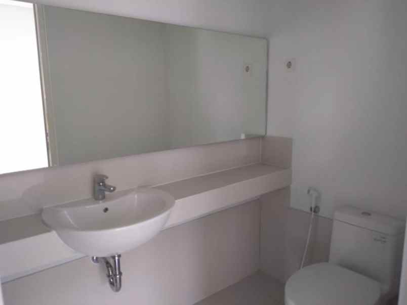 dijual rumah sunset road