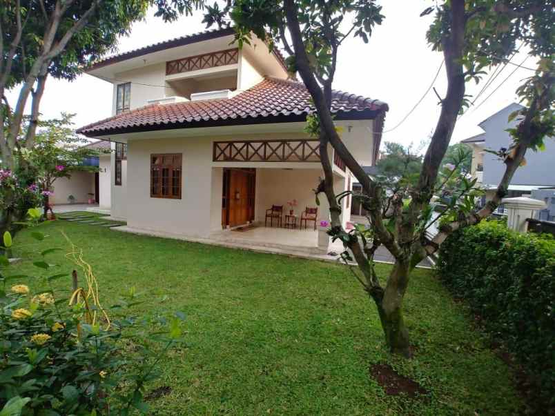 dijual rumah suryalaya timur buahbtu