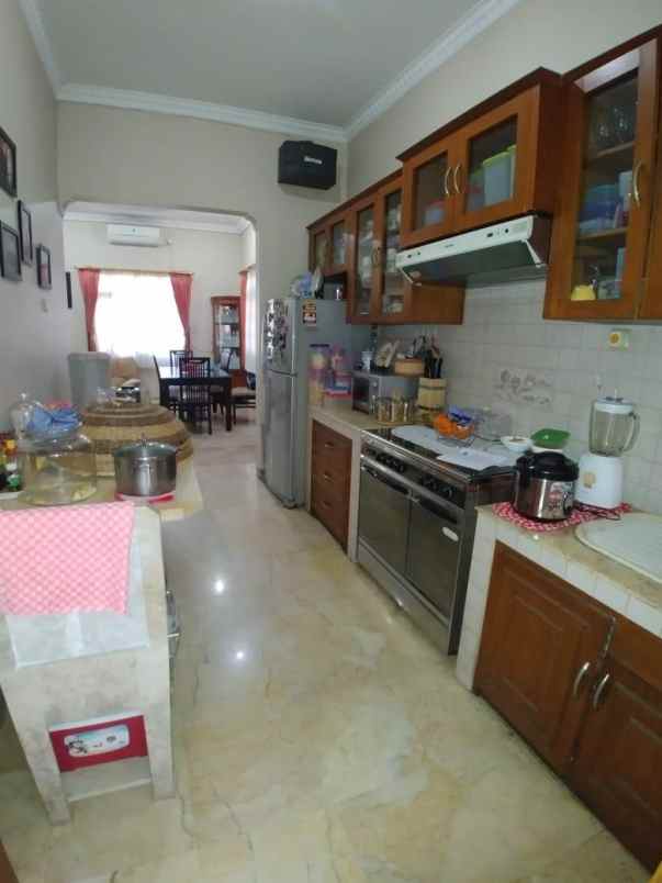 dijual rumah suryalaya timur buahbtu