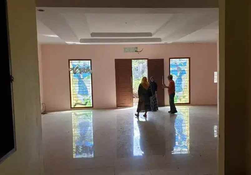 dijual rumah taman kenari nusantara