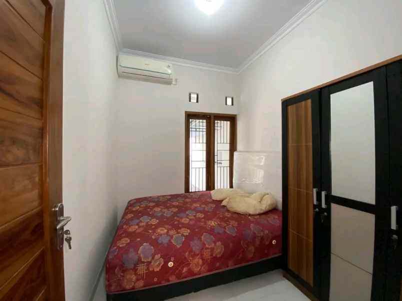 dijual rumah tamanan