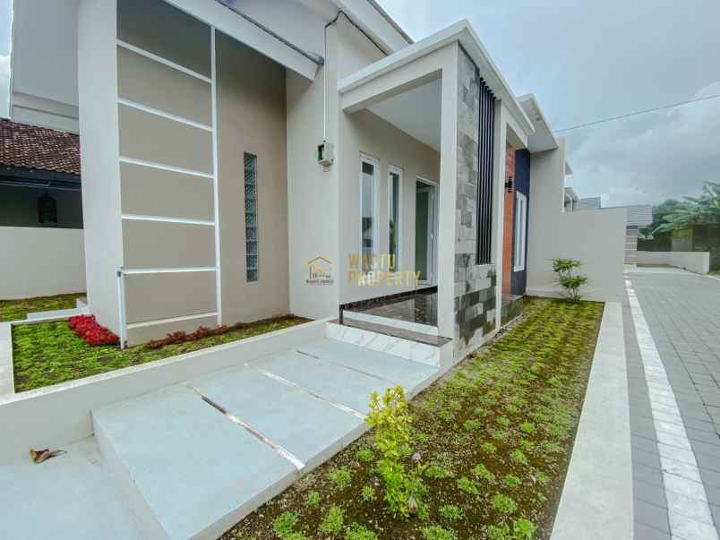 dijual rumah tamanmartani