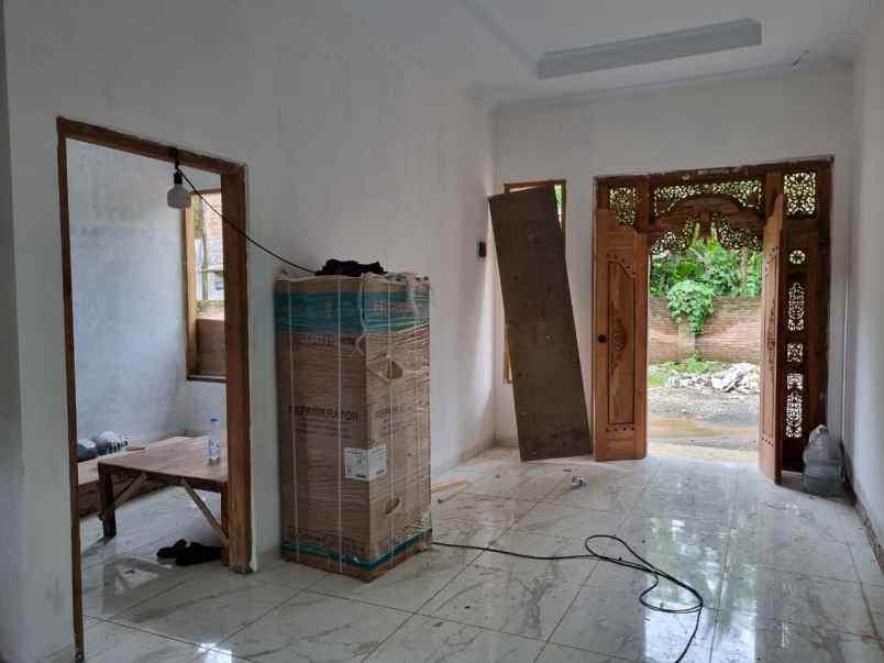 dijual rumah tegalarum kec borobudur