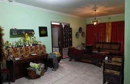 dijual rumah tenggilis