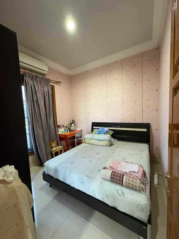 dijual rumah wisma mukti klampis