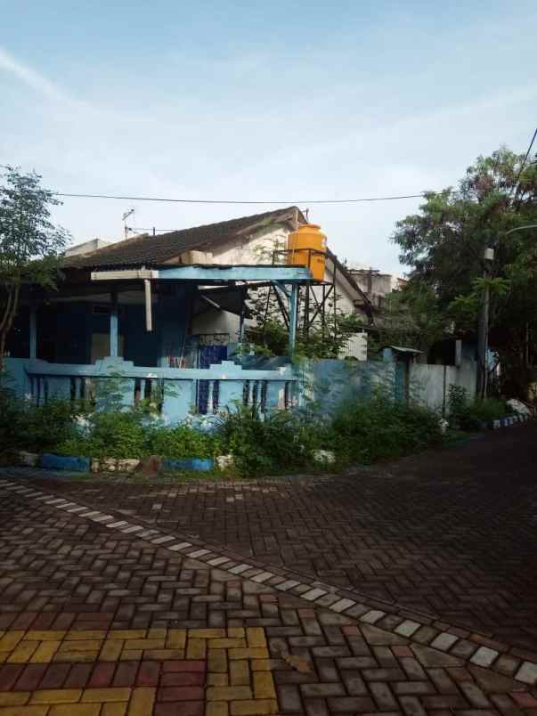dijual rumah wisma penjaringan sari