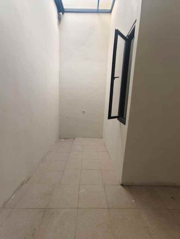 dijual rumah wonorejo selatan rungkut