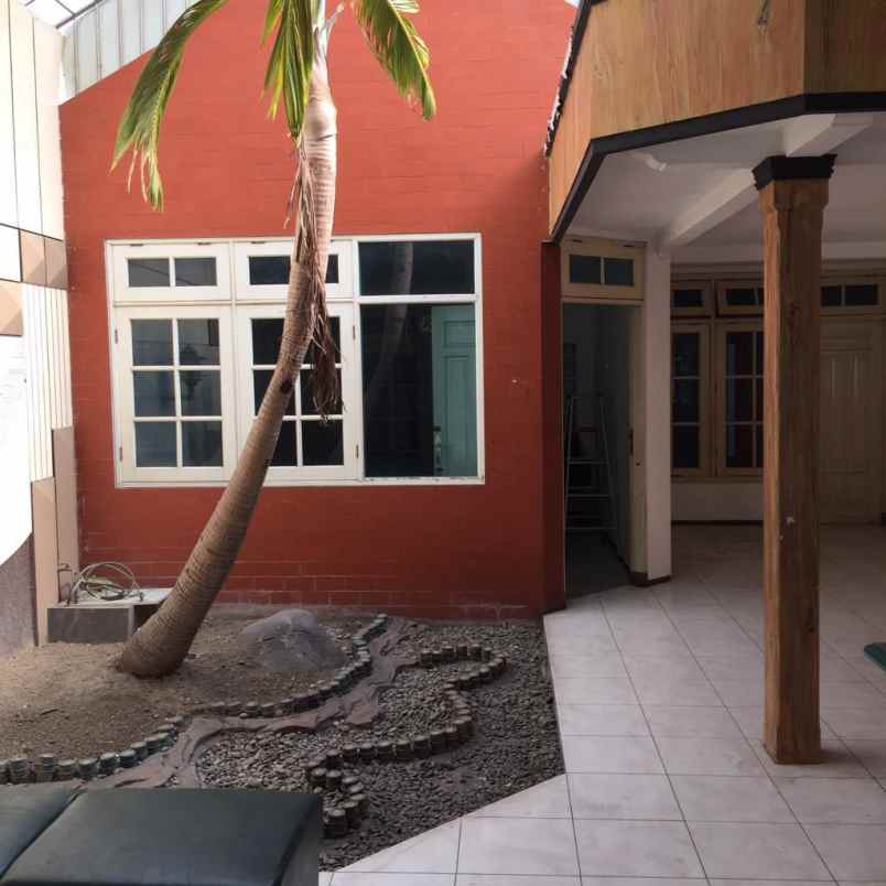 dijual rumah yos sudarso sidoarjo