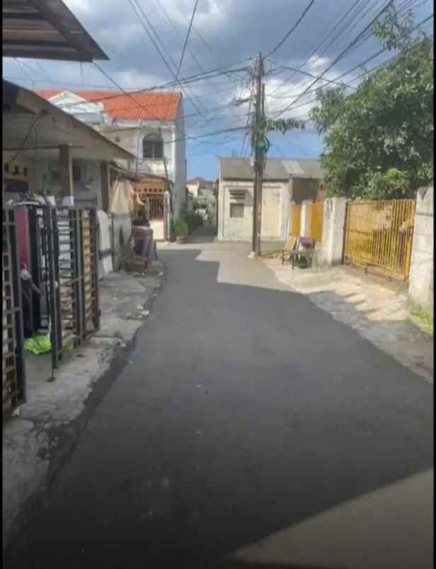dijual tanah hj naman pondok kelapa