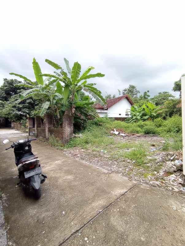 dijual tanah jl bandulan