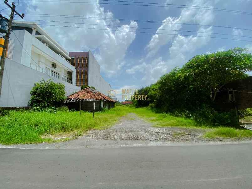 dijual tanah maguwoharjo depok sleman